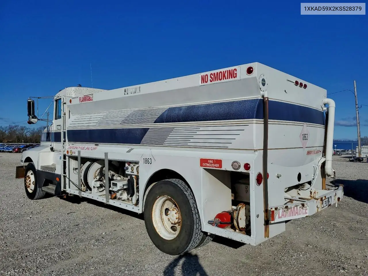 1989 Kenworth T600 - Semi Truck VIN: 1XKAD59X2KS528379 Lot: 96276825