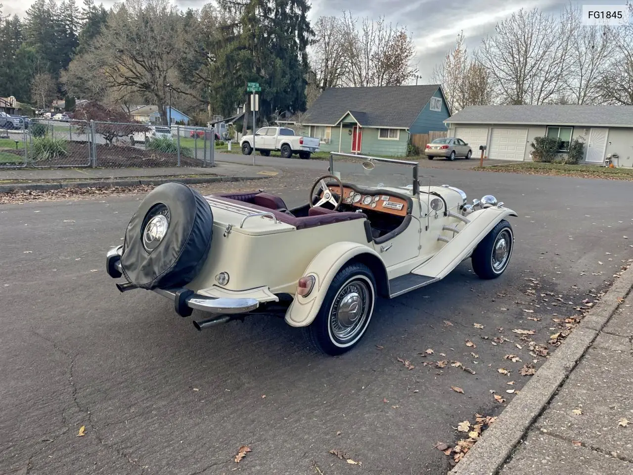 FG1845 1929 Mercedes-Benz Gazelle Kit Car