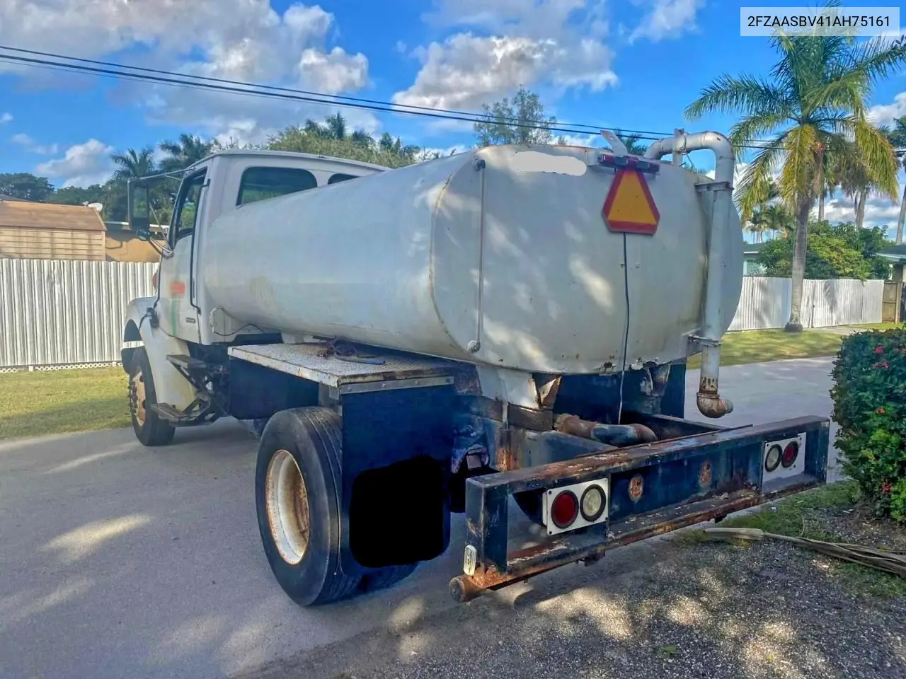 2FZAASBV41AH75161 2001 Sterling Truck L 7500