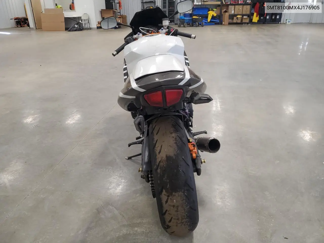 SMT810GMX4J176905 2004 Triumph Daytona 600