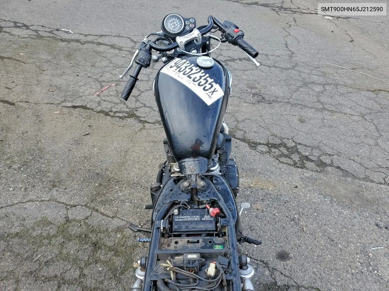 SMT900HN65J212590 2005 Triumph Motorcycle Bonneville