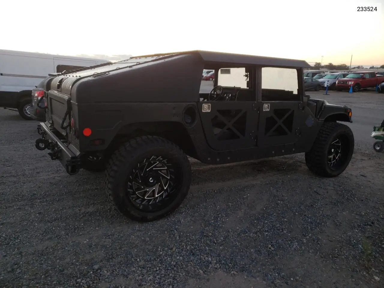 233524 2005 American General Hummer