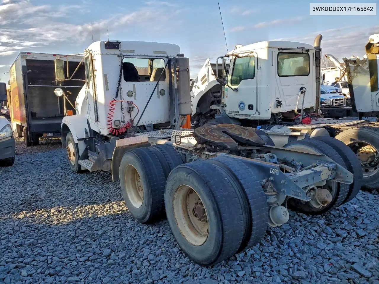 2007 Kenworth Constructi - Semi Truck VIN: 3WKDDU9X17F165842 Lot: 96717305