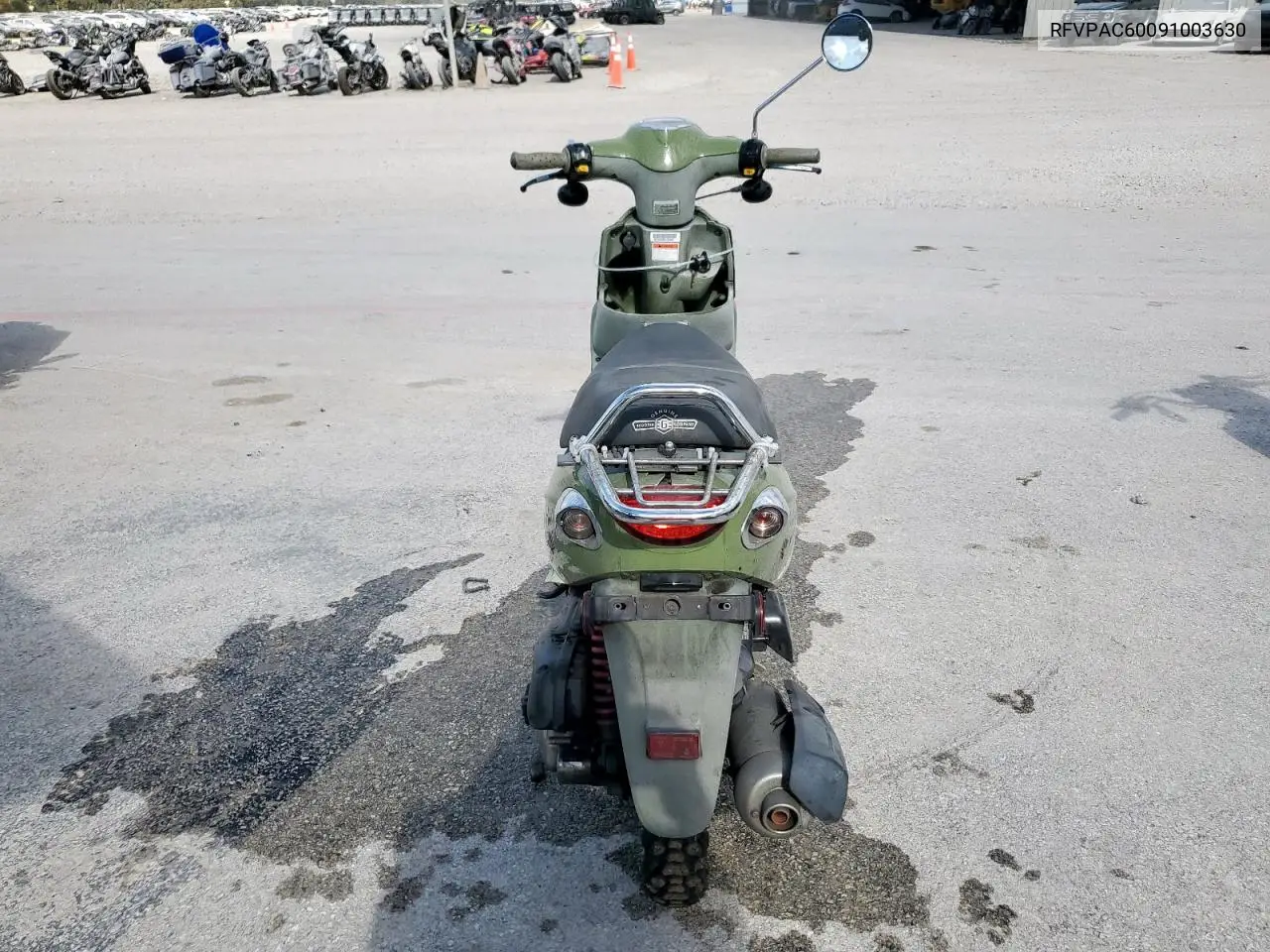 RFVPAC60091003630 2009 Genuine Scooter Co. Buddy 150