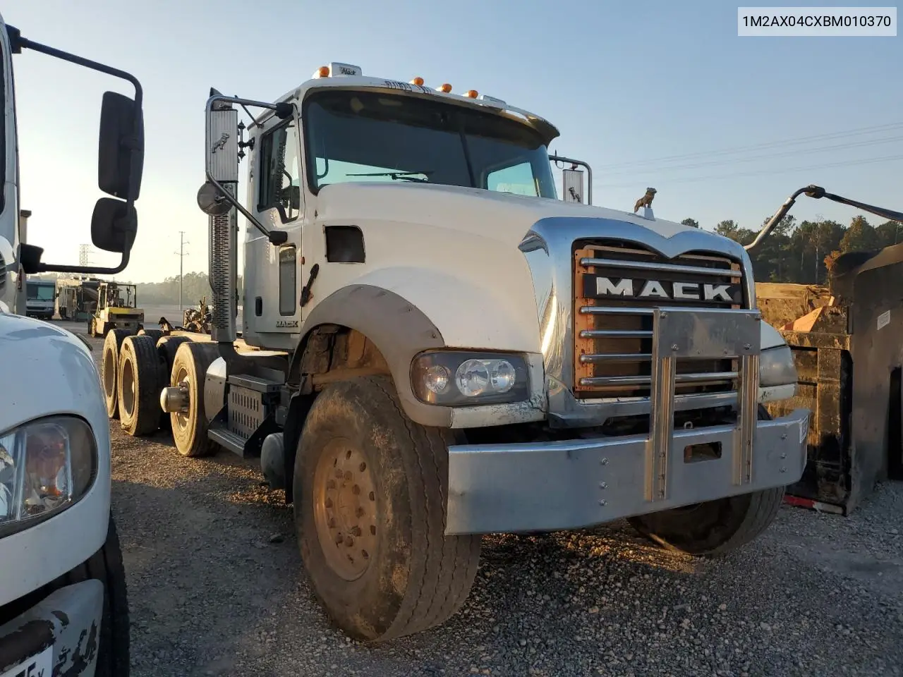 2011 Mack 700 Gu700 VIN: 1M2AX04CXBM010370 Lot: 90895565