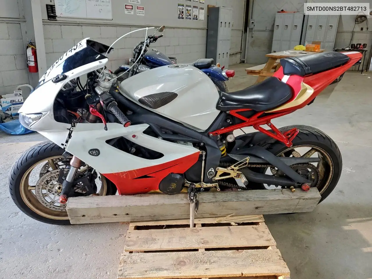 SMTD00NS2BT482713 2011 Triumph Motorcycle Daytona 675