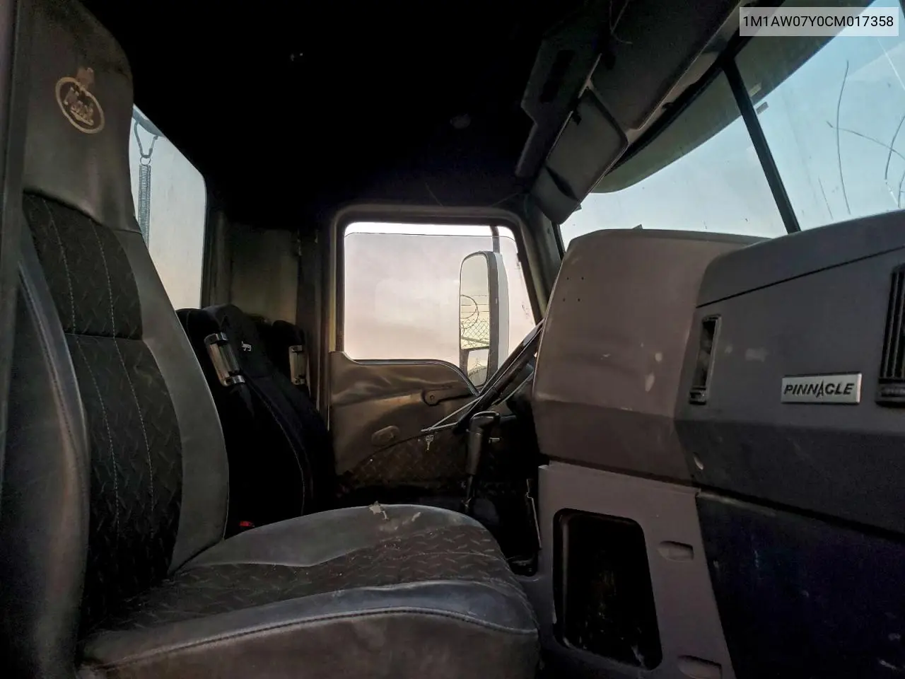 2012 Mack 600 Cxu600 VIN: 1M1AW07Y0CM017358 Lot: 96274515