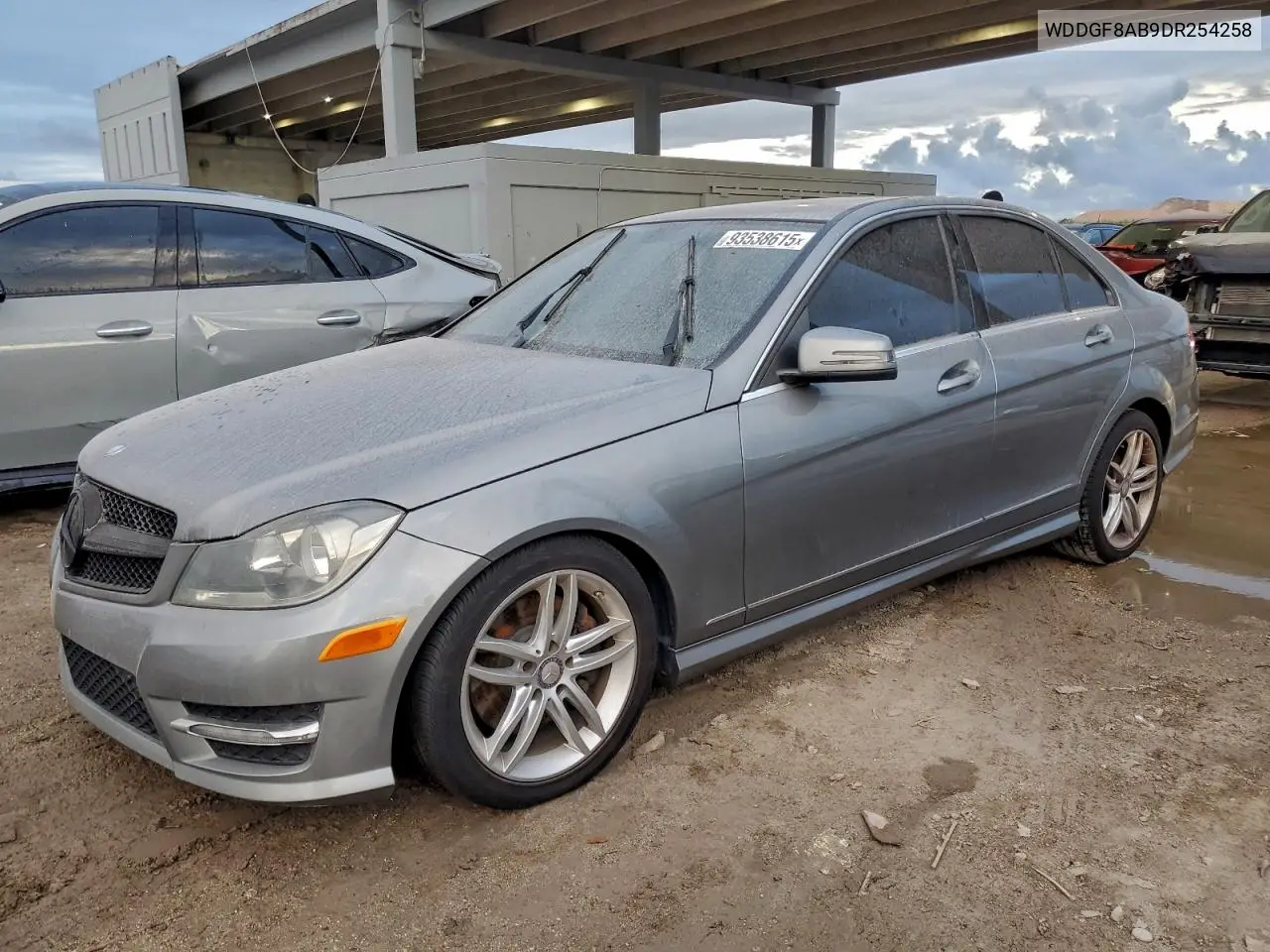 WDDGF8AB9DR254258 2013 Merz C 300 4Mat