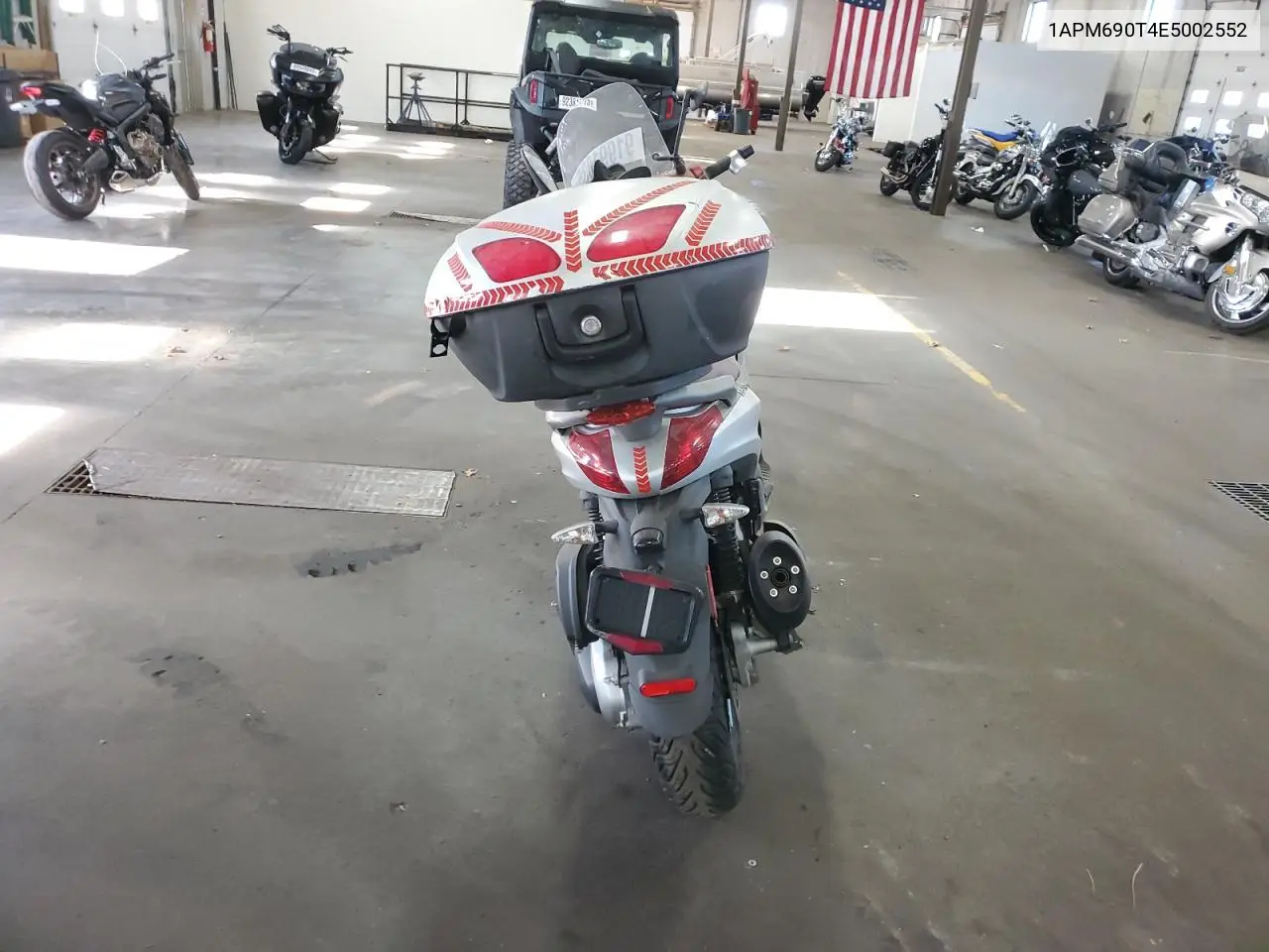 1APM690T4E5002552 2014 Other Motorcycle Piaggo