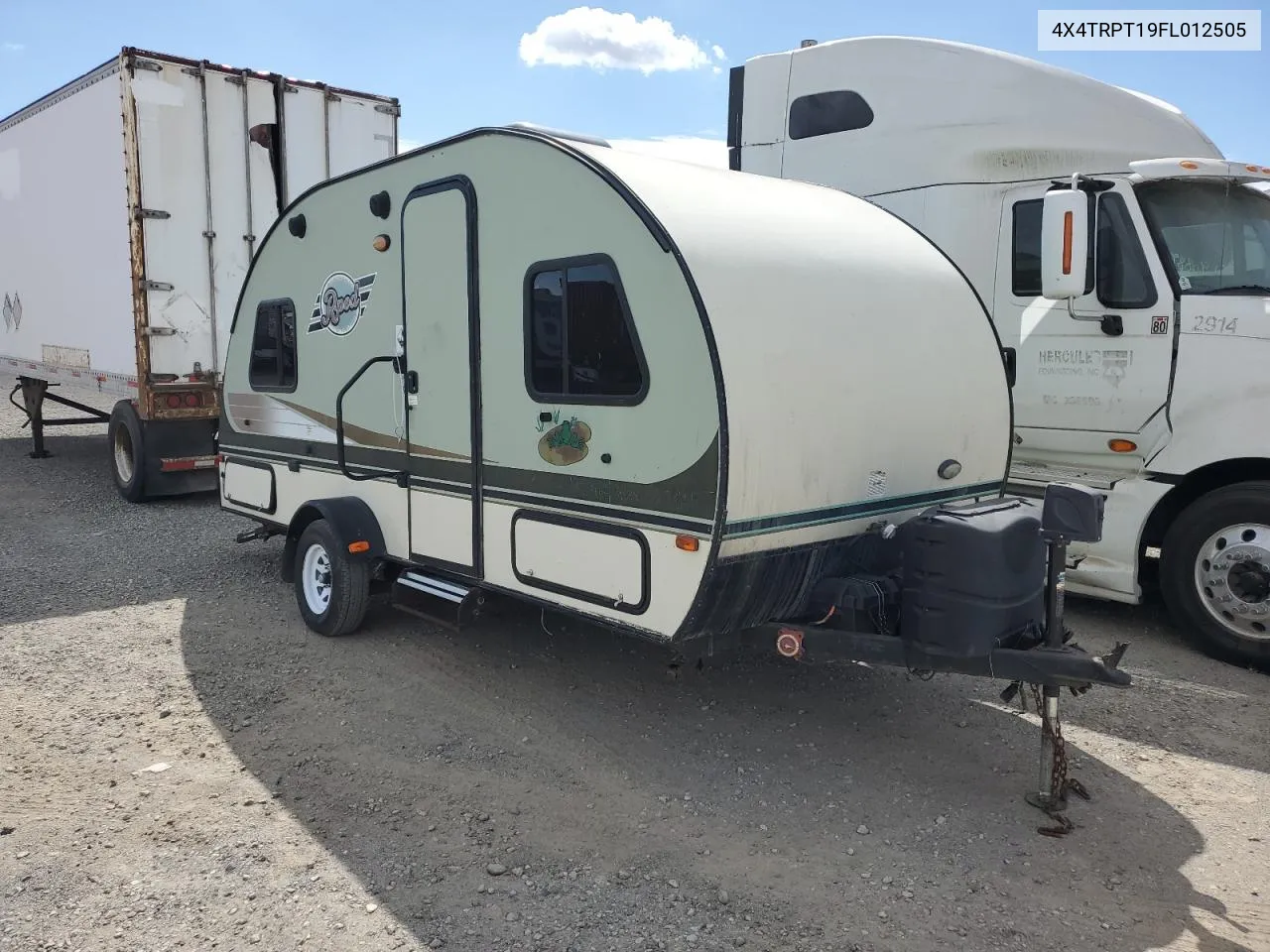 4X4TRPT19FL012505 2015 Frrv Trailer