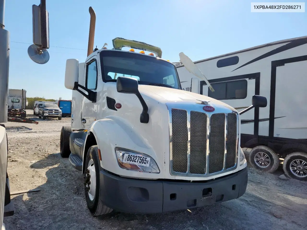 2015 Peterbilt 579 Semi Truck VIN: 1XPBA48X2FD286271 Lot: 86327565