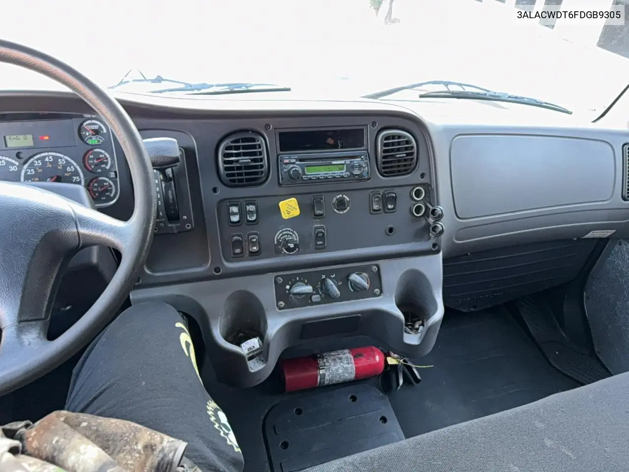 3ALACWDT6FDGB9305 2015 Freightliner M2