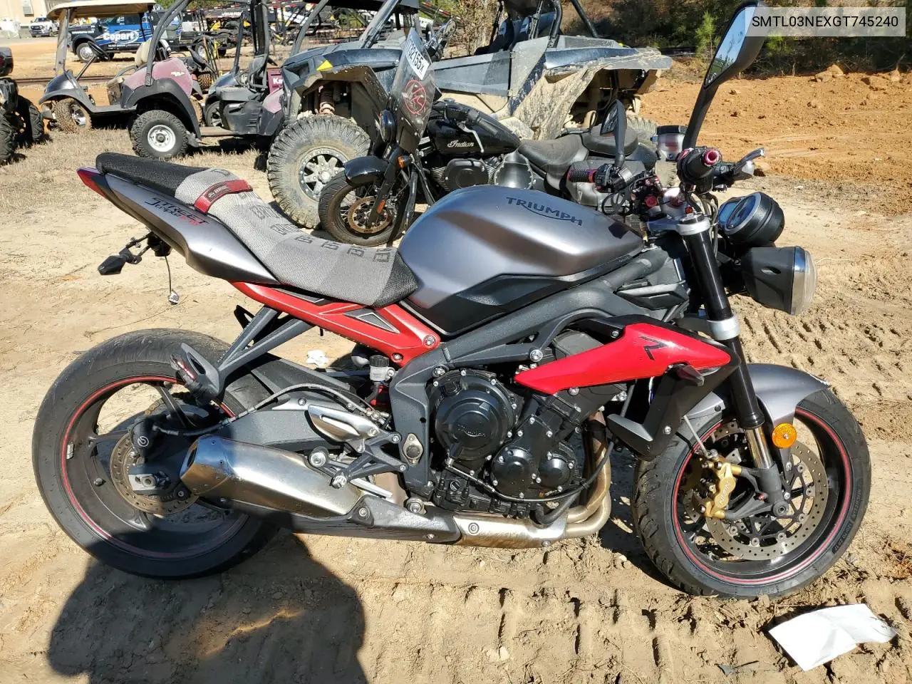 SMTL03NEXGT745240 2016 Triumph Motorcycle Street Triple R