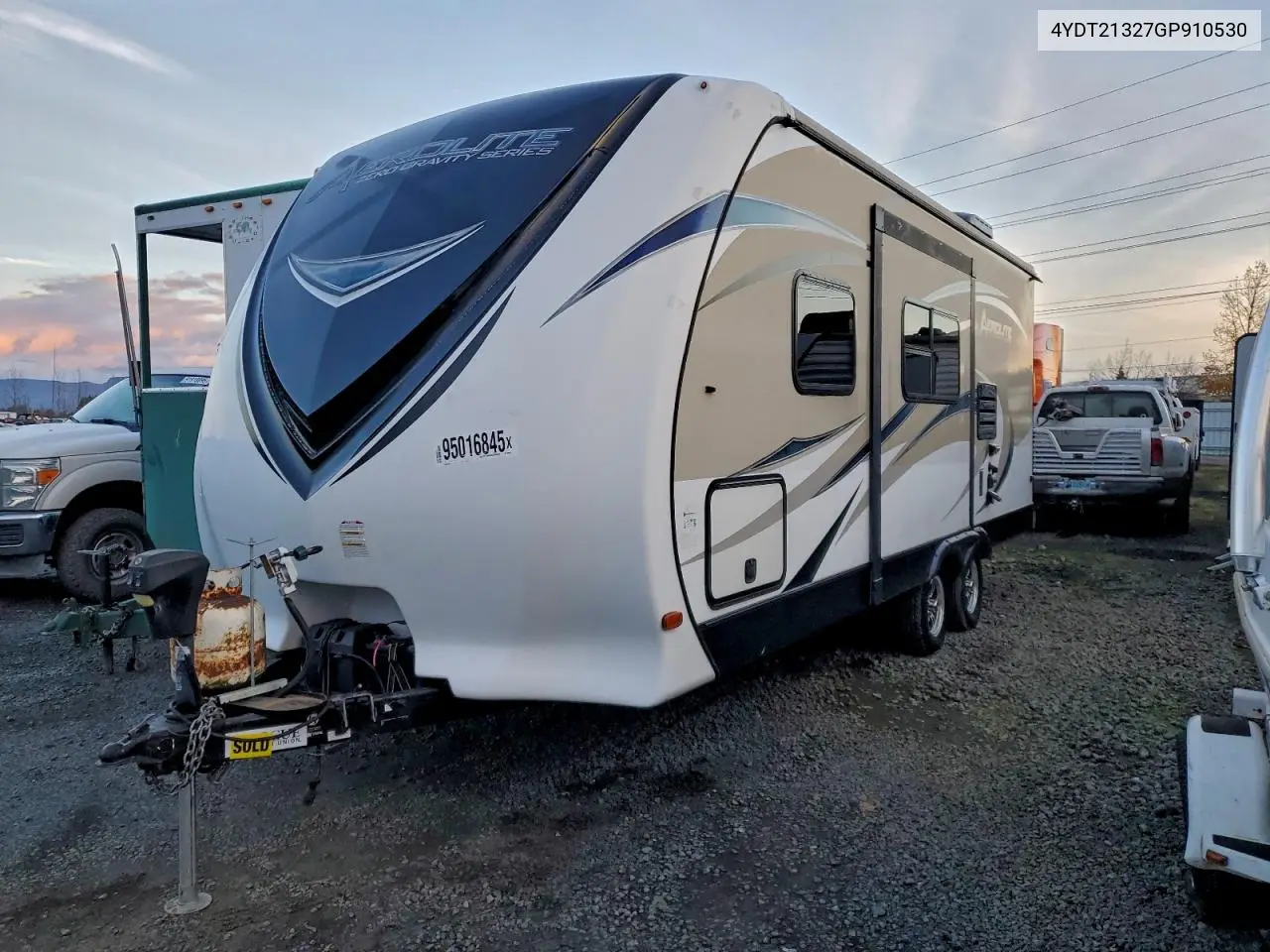 2016 Keystone Rv Zinger - Camper VIN: 4YDT21327GP910530 Lot: 95016845