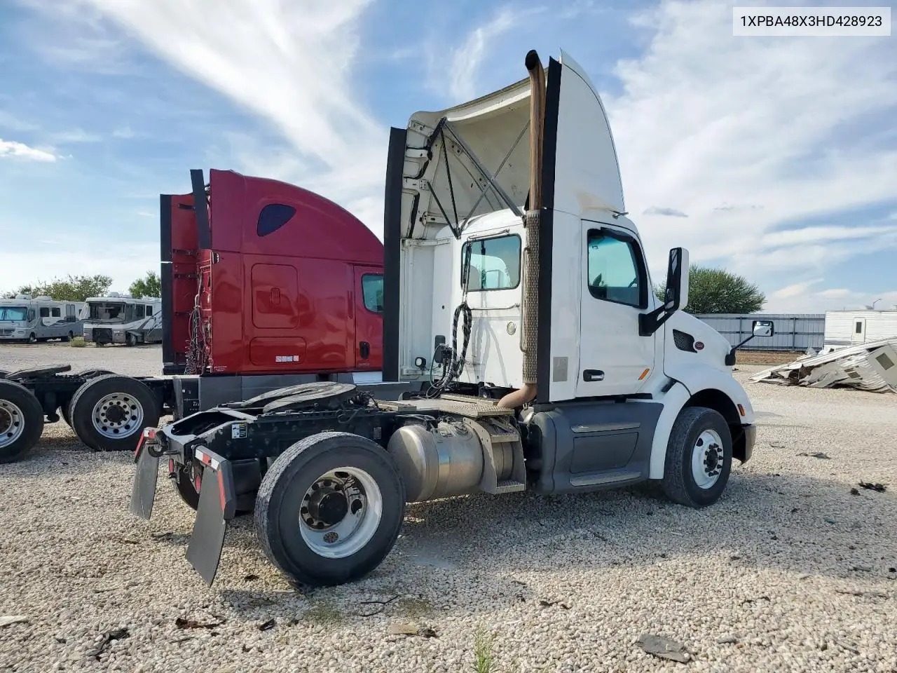 2017 Peterbilt 579 Semi Truck VIN: 1XPBA48X3HD428923 Lot: 71136065