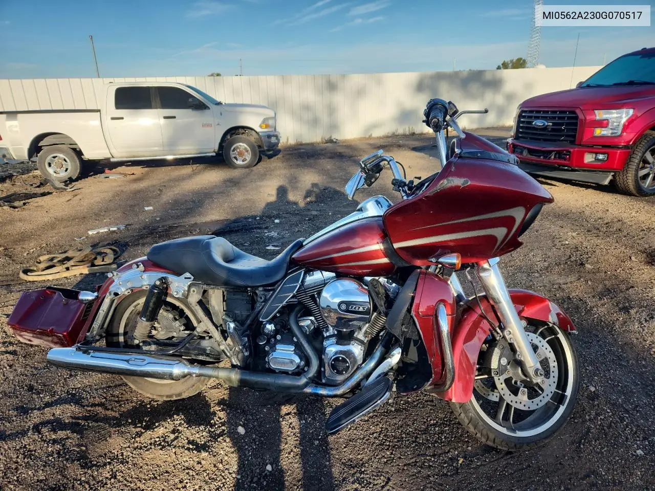 MI0562A230G070517 2017 Cust Tanker Motorcycle