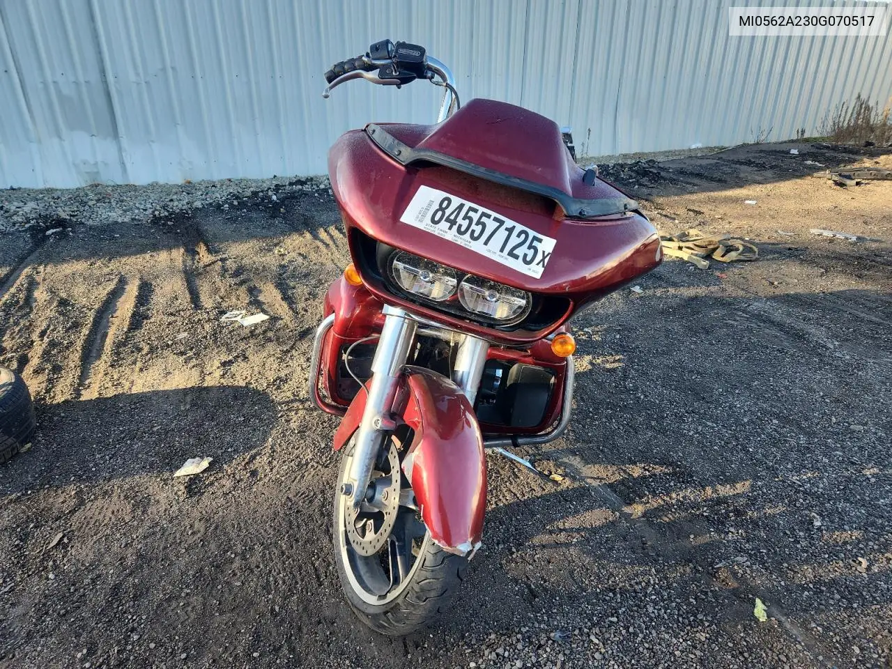 MI0562A230G070517 2017 Cust Tanker Motorcycle