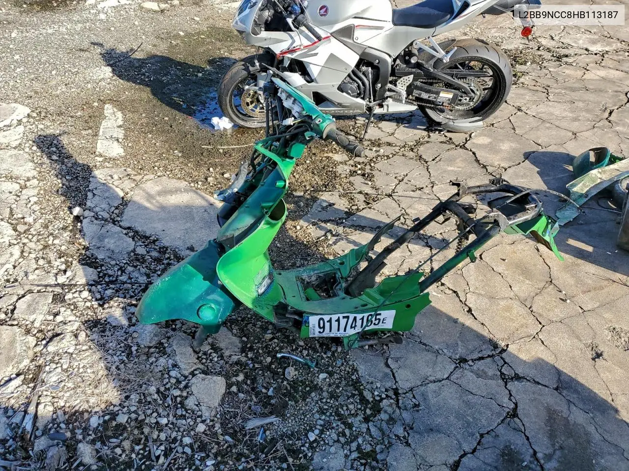 L2BB9NCC8HB113187 2017 Jian Moped