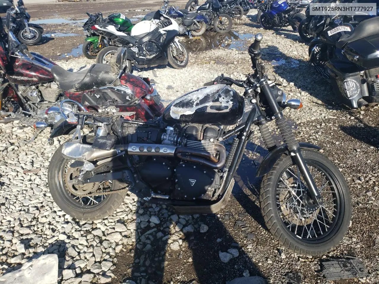 SMT925RN3HT777927 2017 Triumph Motorcycle Scrambler