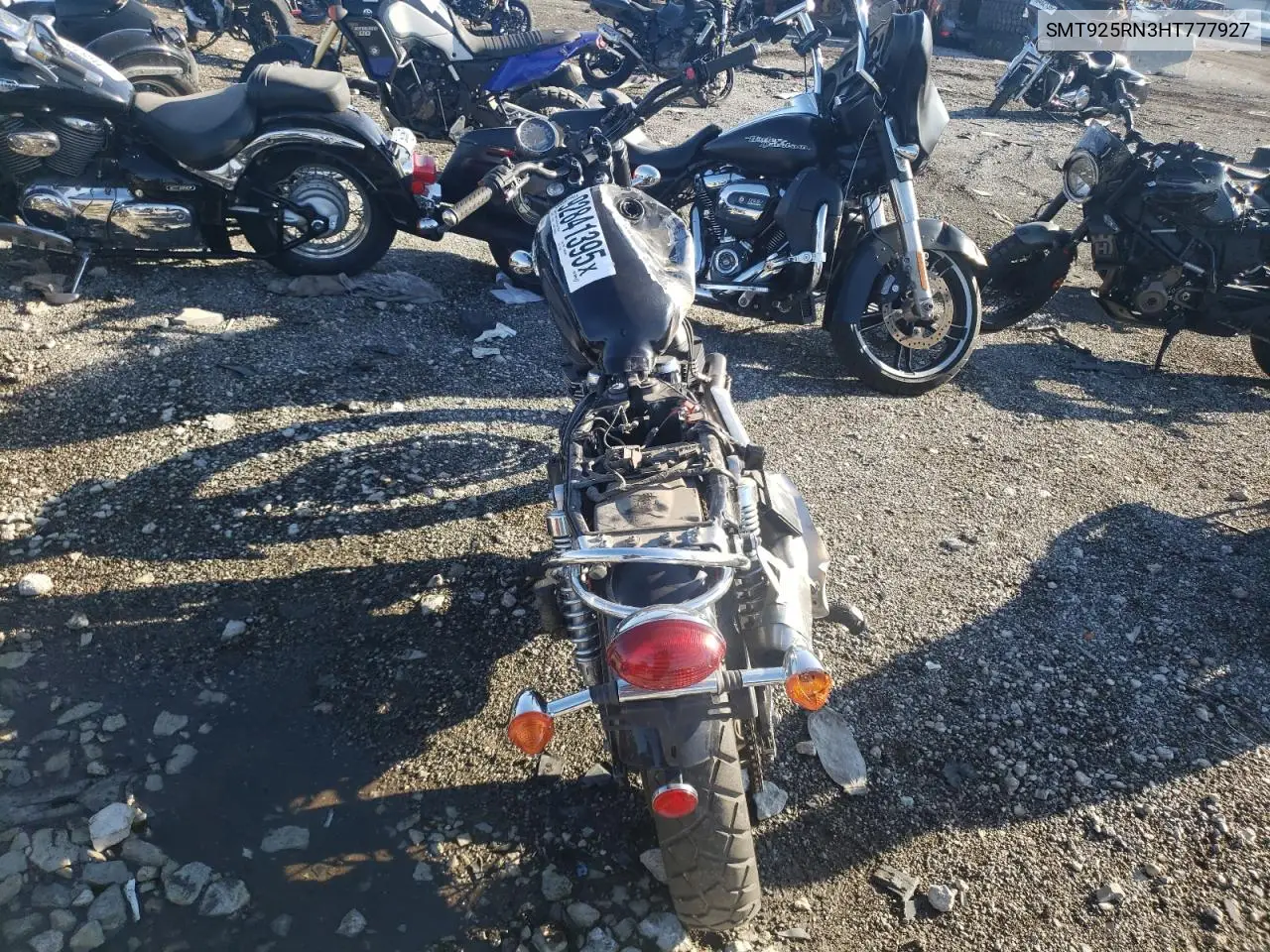SMT925RN3HT777927 2017 Triumph Motorcycle Scrambler