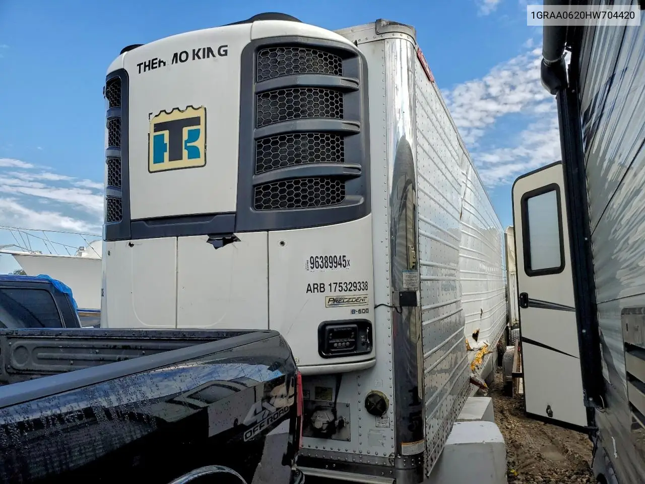 2017 Great Dane Refrigerated Van Trailer VIN: 1GRAA0620HW704420 Lot: 96389945