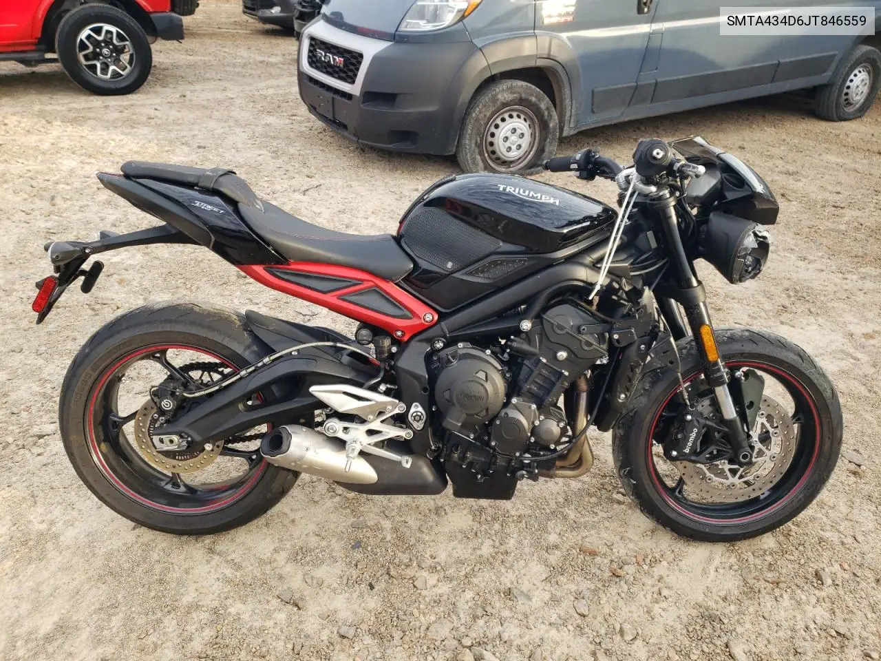 SMTA434D6JT846559 2018 Triumph Street Triple