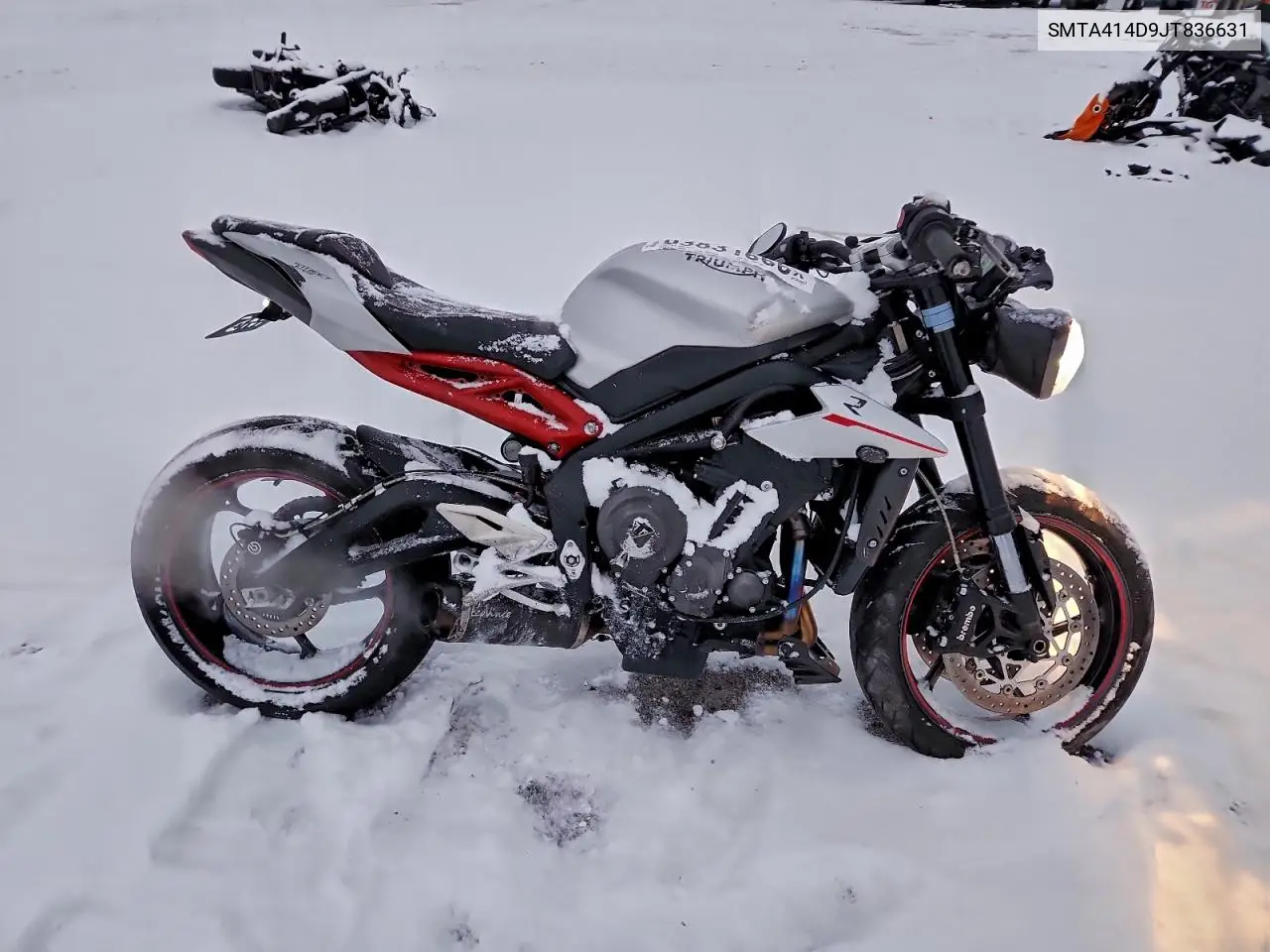 SMTA414D9JT836631 2018 Triumph Motorcycle Street Triple R