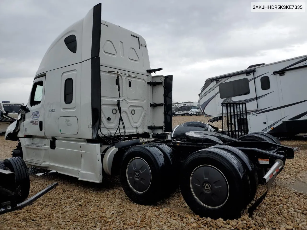 3AKJHHDR5KSKE7335 2019 Freightliner Cascadia 126