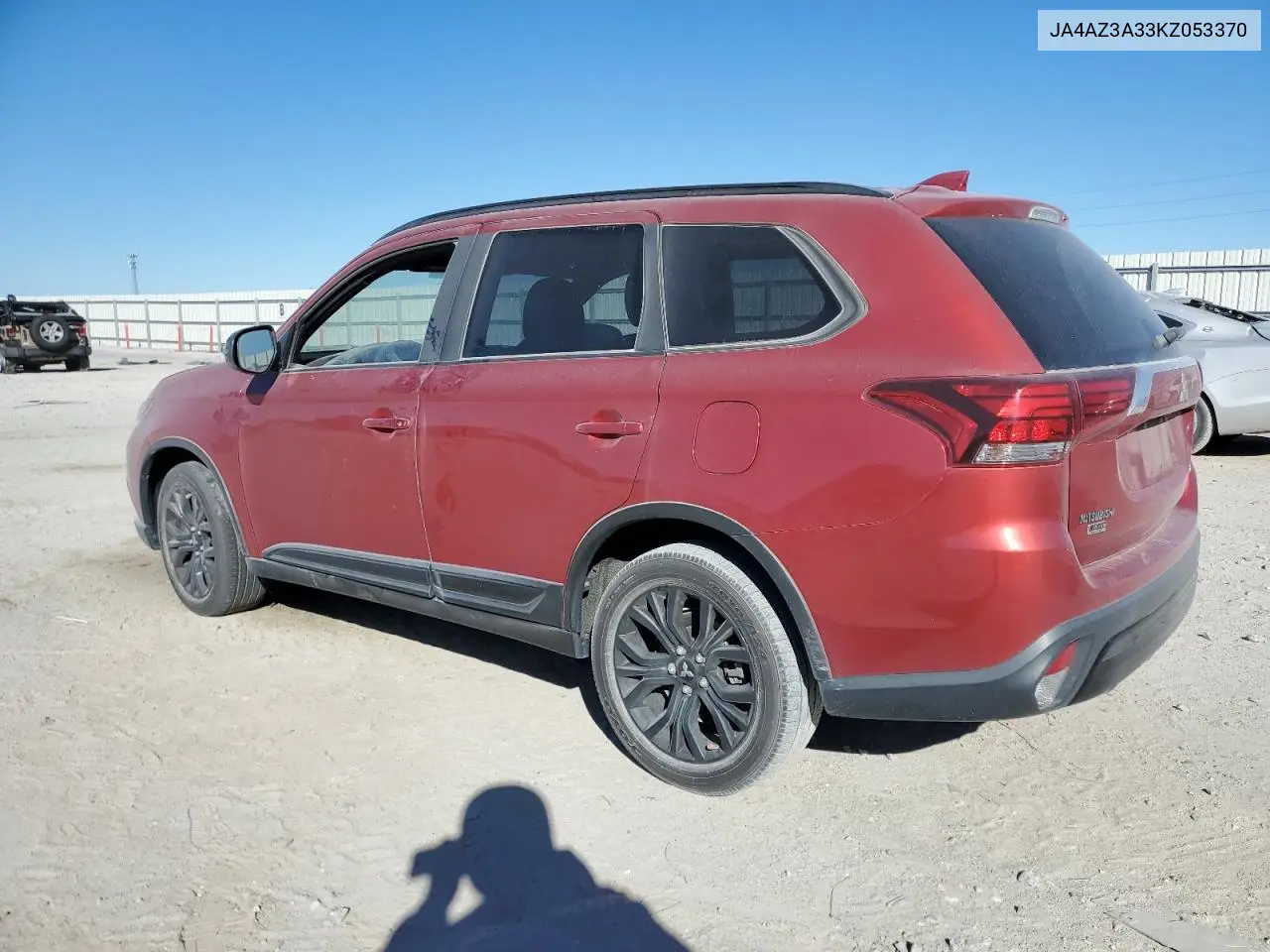 JA4AZ3A33KZ053370 2019 Mits Outlander Es/Se/Le/S