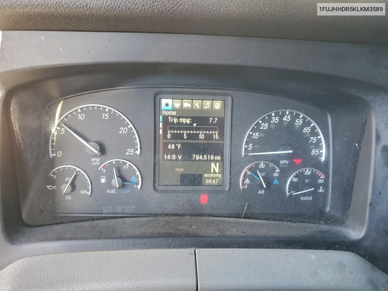 2019 Freightliner Cascadia 126 Semi Truck VIN: 1FUJHHDR5KLKM3589 Lot: 95800745