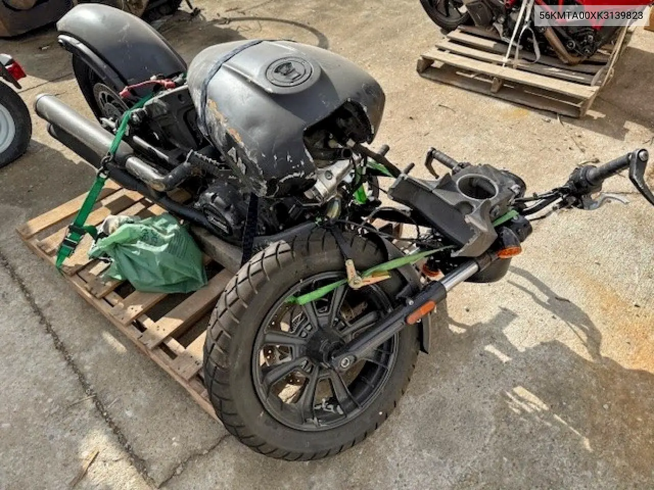 56KMTA00XK3139823 2019 Indian Motorcycle Co. Scout Bobber Abs