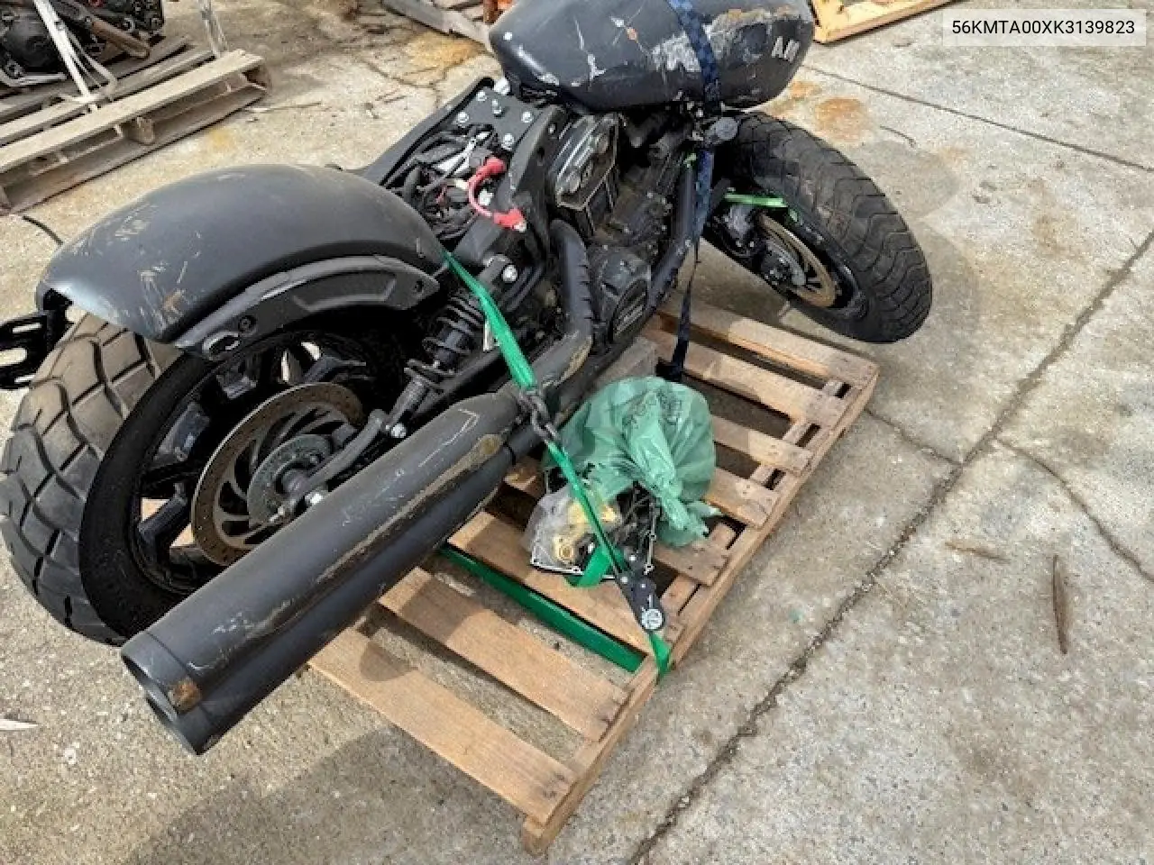 56KMTA00XK3139823 2019 Indian Motorcycle Co. Scout Bobber Abs