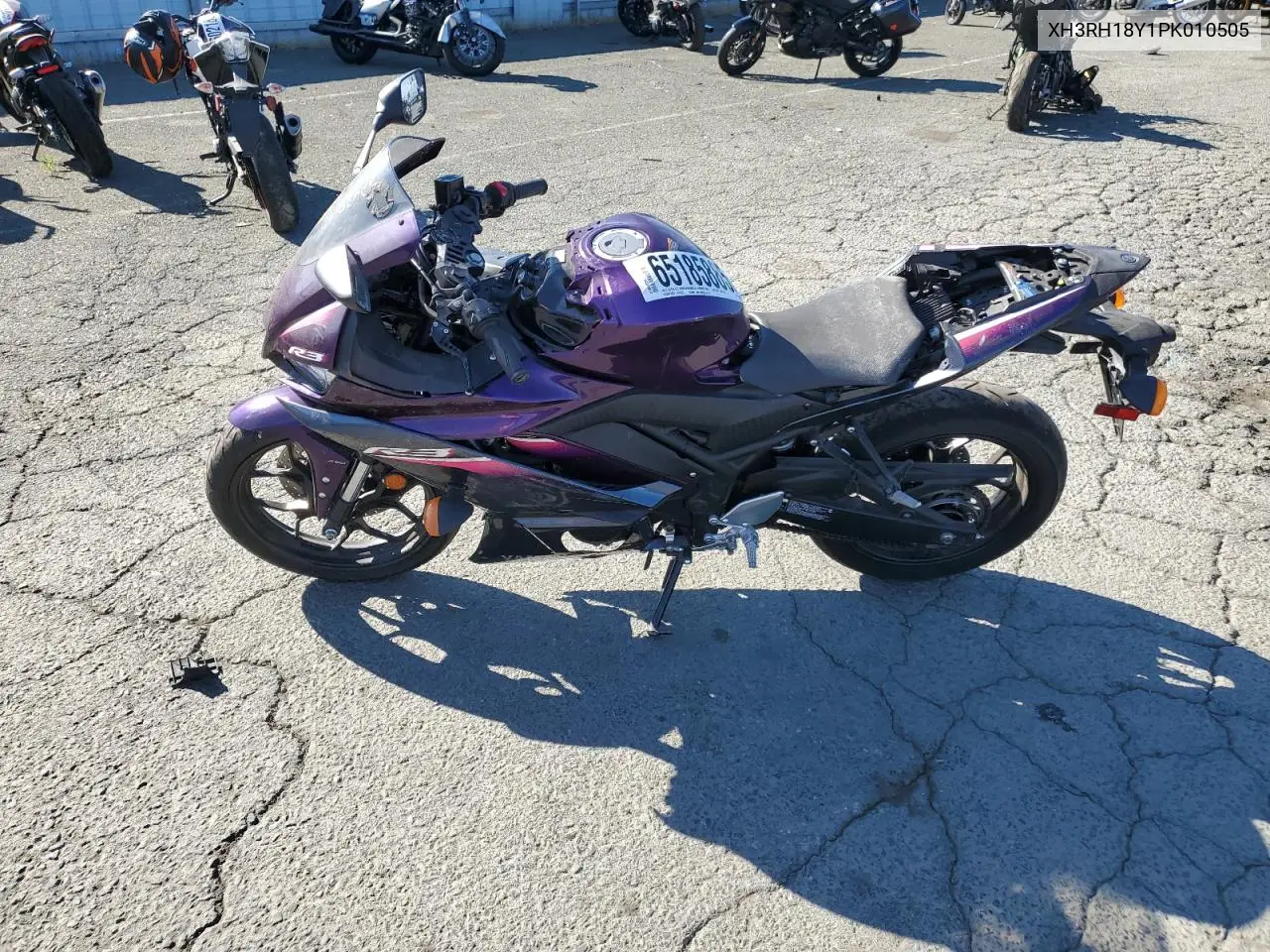 MH3RH18Y1PK010505 2023 Yama Yzfr1