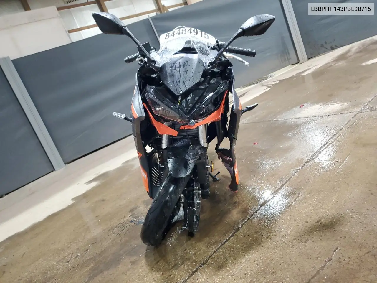 LBBPHH143PBE98715 2023 Other Motorcycle Qjmotor Srk400