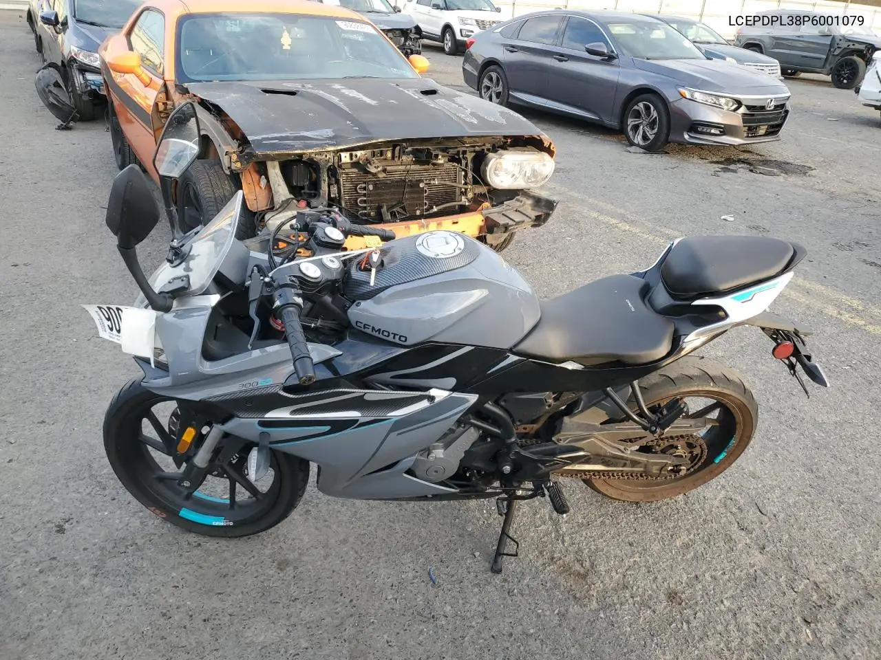 LCEPDPL38P6001079 2023 Cf Moto 300Ss