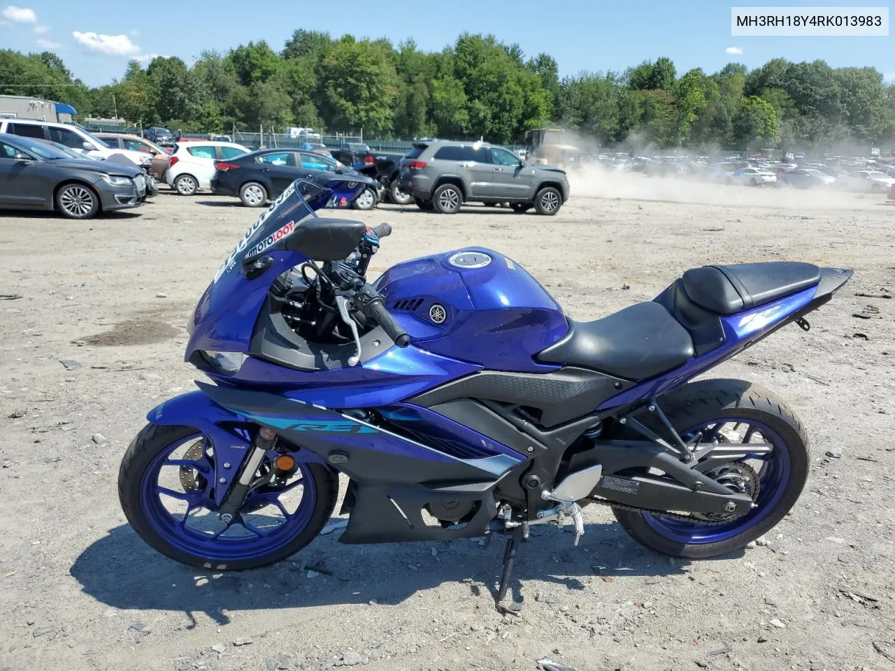 MH3RH18Y4RK013983 2024 Yamaha Yzfr3 A