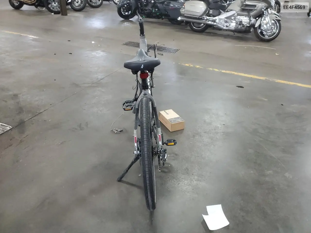 EE4F4569 2024 Aven Bike