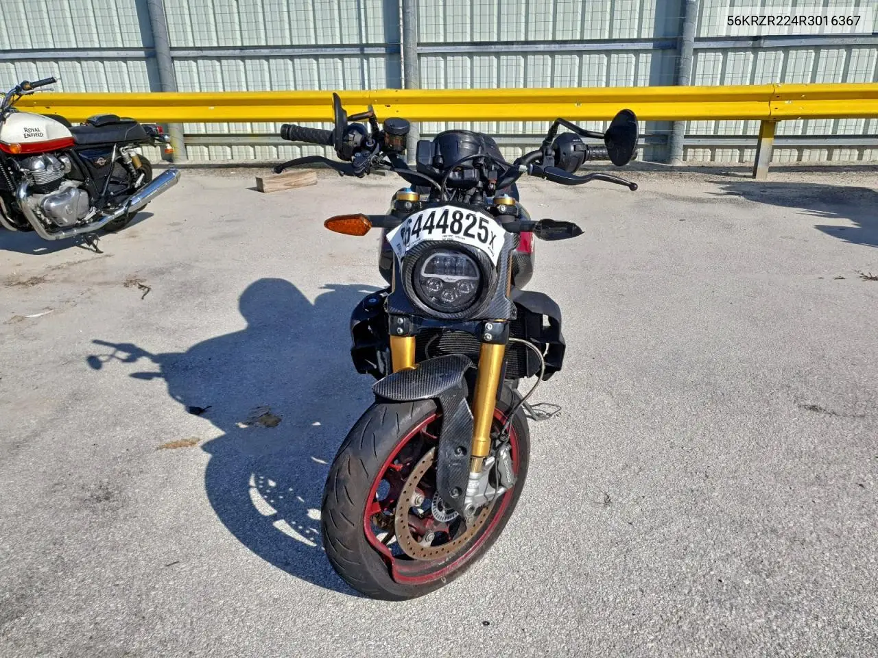 56KRZR224R3016367 2024 Indian Motorcycle Co. Ftr R Carbon