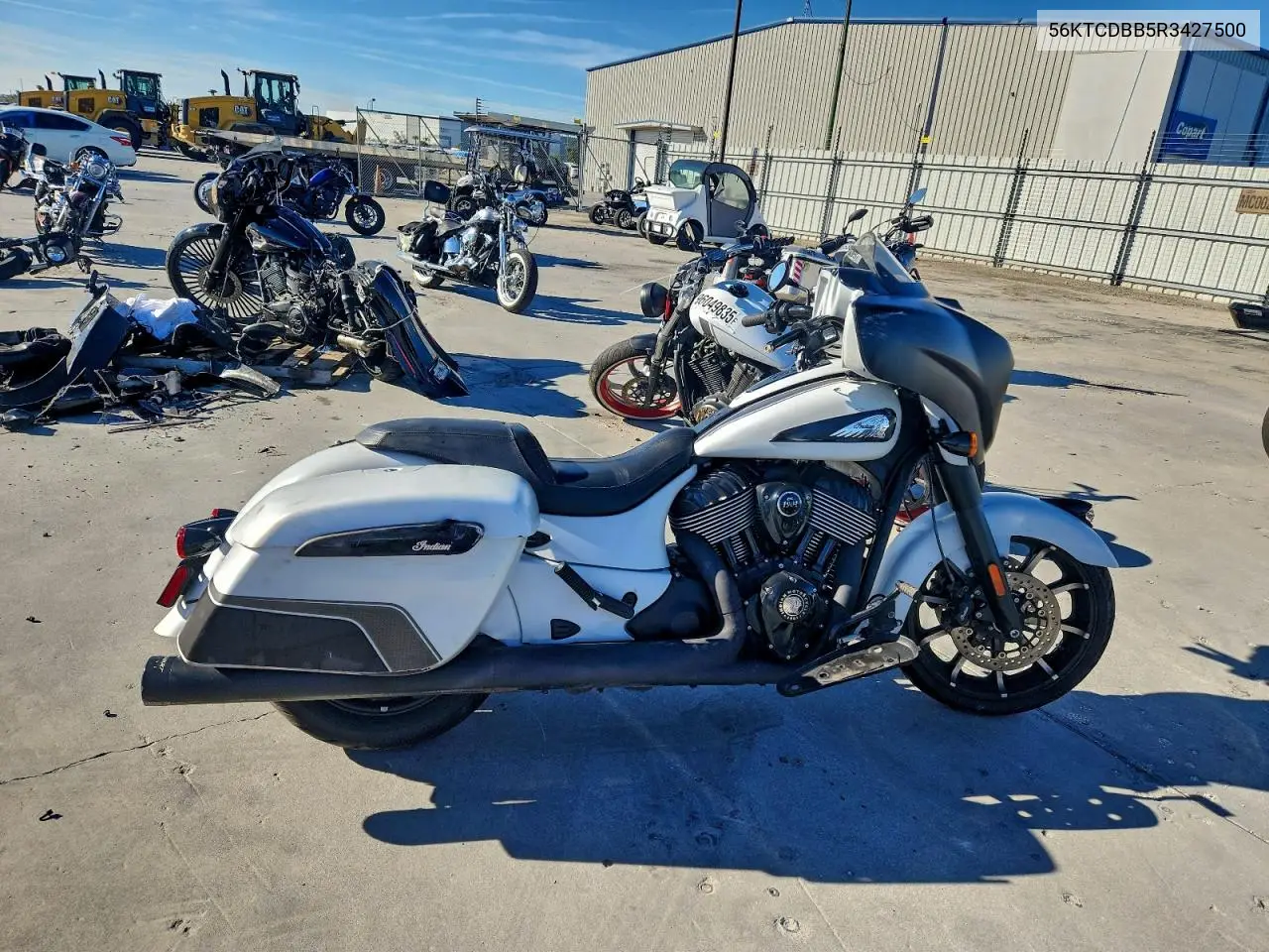 56KTCDBB5R3427500 2024 Indian Motorcycle Co. Chieftain Dark Horse