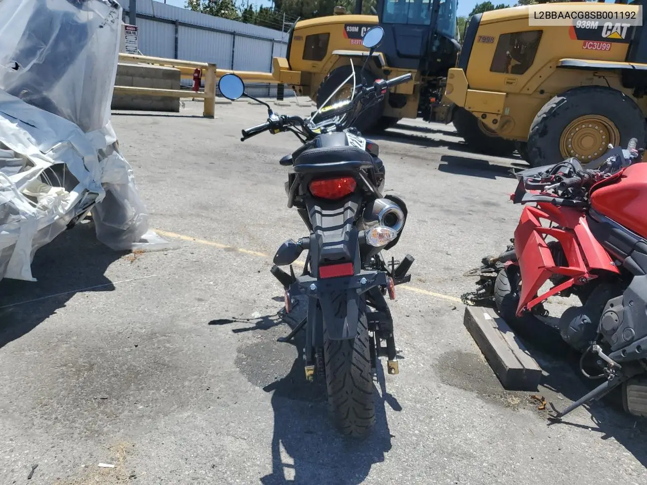 L2BBAACG8SB001192 2025 Vade Motorbike