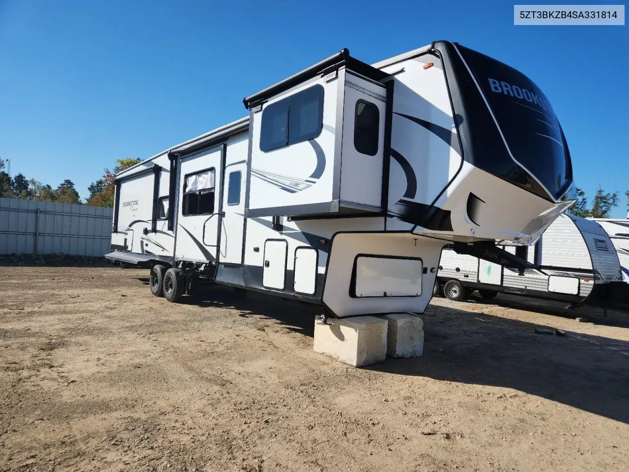 2025 Coach Brookstone VIN: 5ZT3BKZB4SA331814 Lot: 90350985