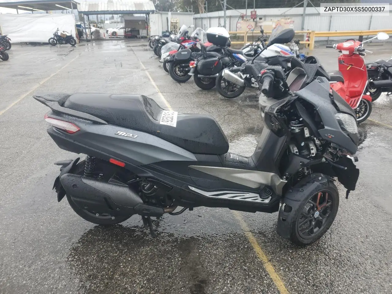 ZAPTD30X5S5000337 2025 Piaggio Mp3 530 Exclusive