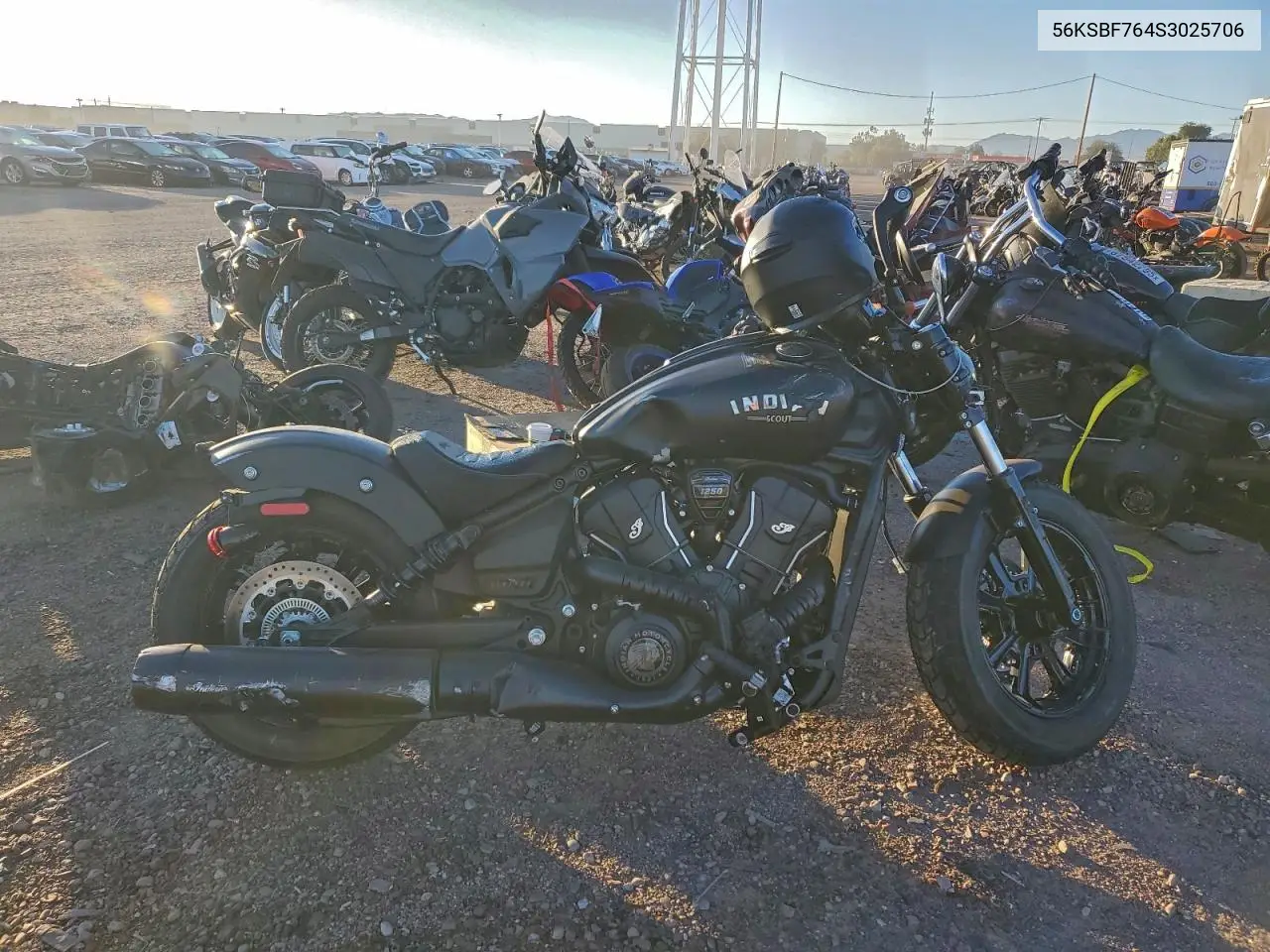 56KSBF764S3025706 2025 Indian Motorcycle Co. Scout Bobber Limited +Tech