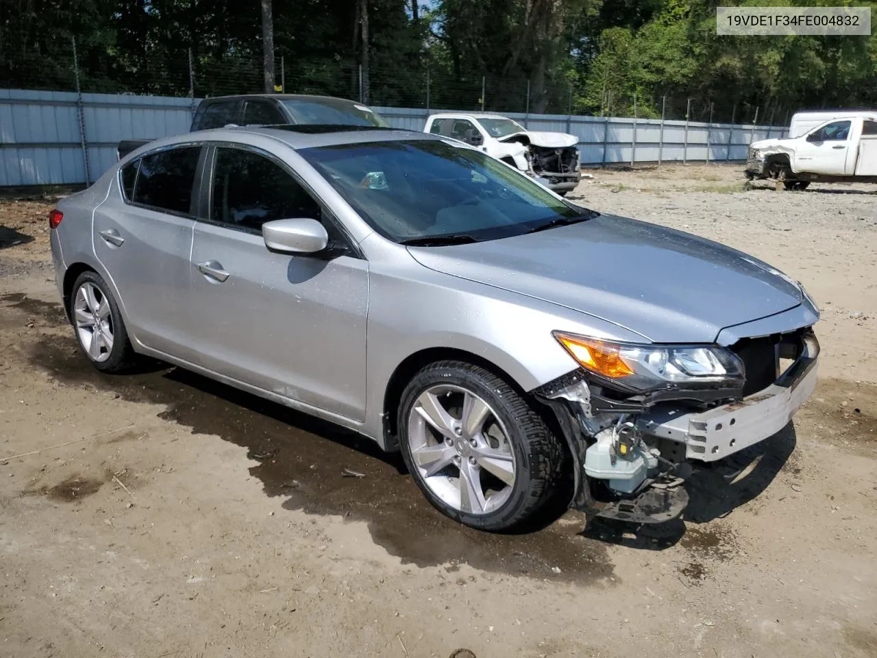 19VDE1F34FE004832 2015 Acura Ilx 20