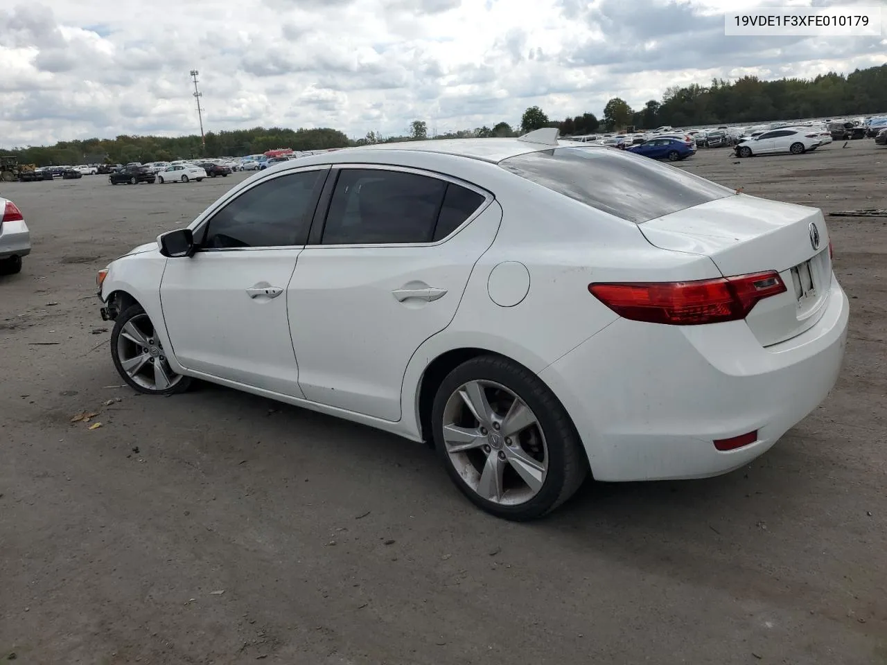 19VDE1F3XFE010179 2015 Acura Ilx 20