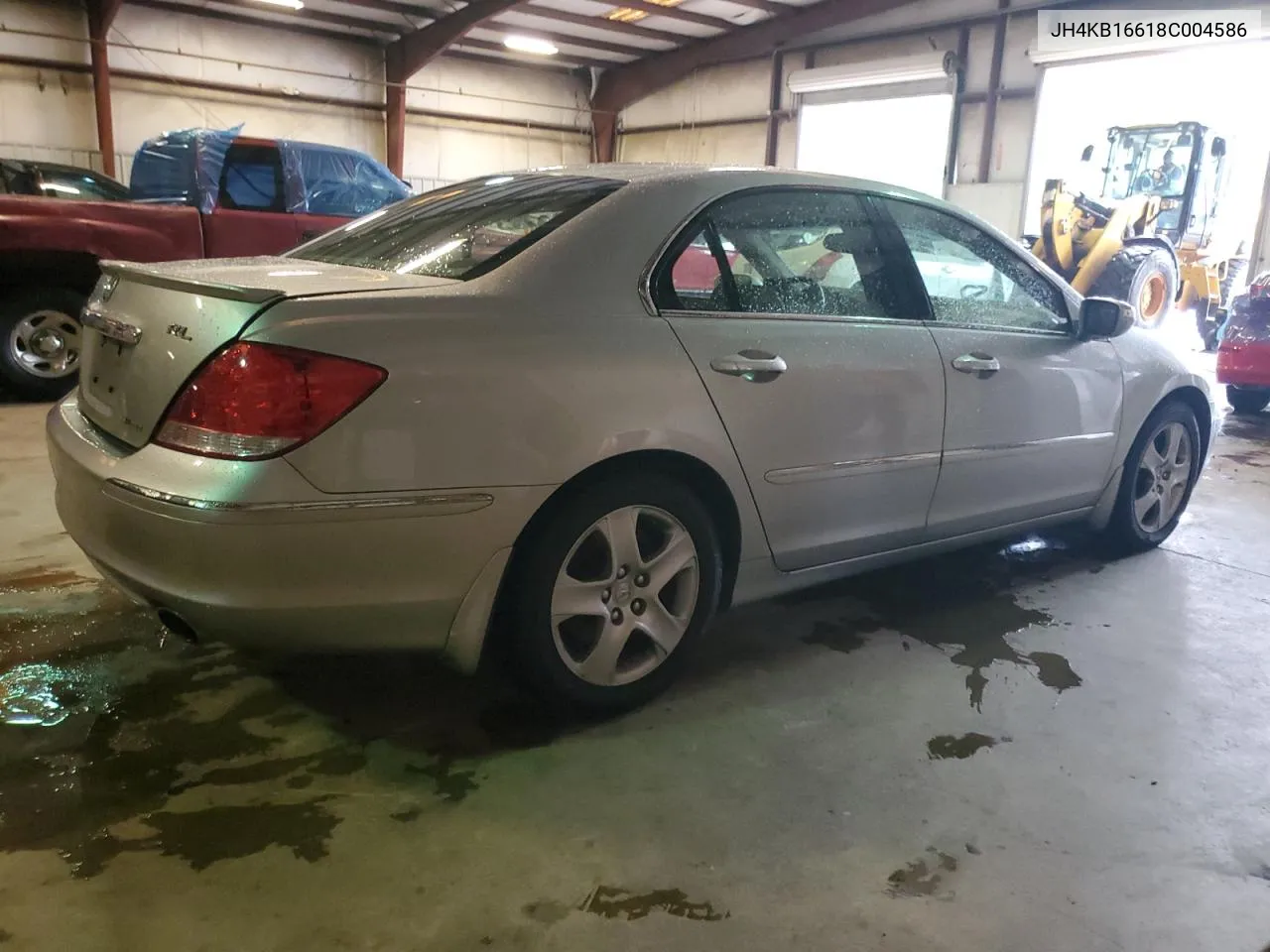 JH4KB16618C004586 2008 Acura Rl