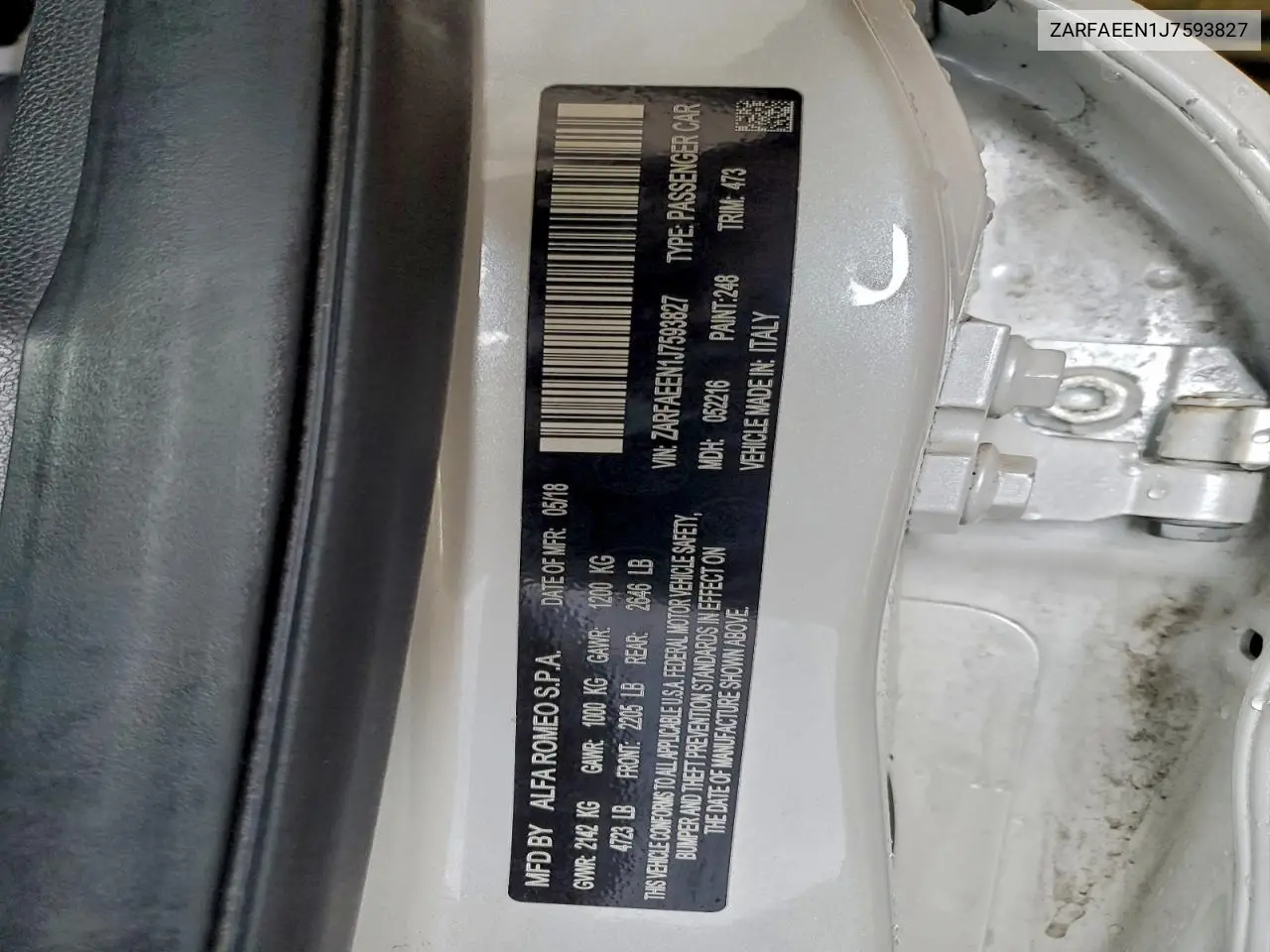ZARFAEEN1J7593827 2018 Alfa Romeo Giulia Ti Q4