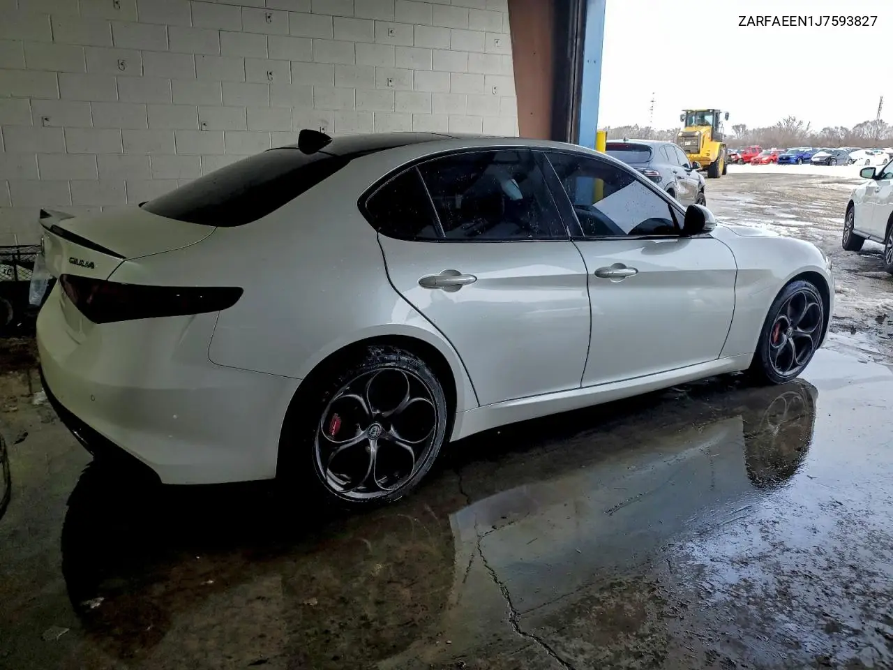 ZARFAEEN1J7593827 2018 Alfa Romeo Giulia Ti Q4