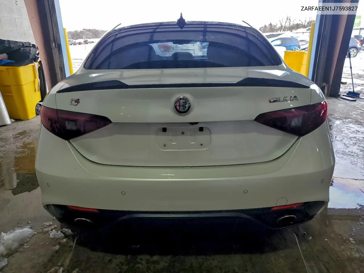 ZARFAEEN1J7593827 2018 Alfa Romeo Giulia Ti Q4