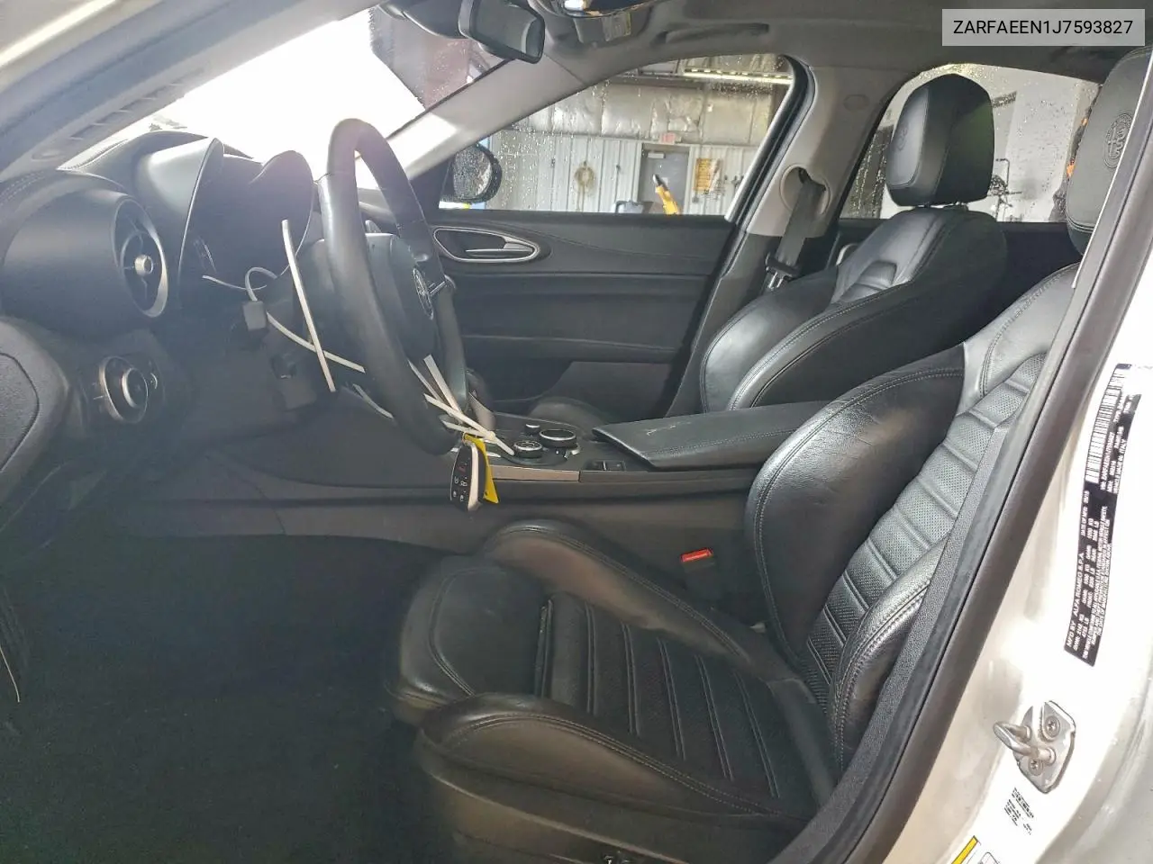 ZARFAEEN1J7593827 2018 Alfa Romeo Giulia Ti Q4